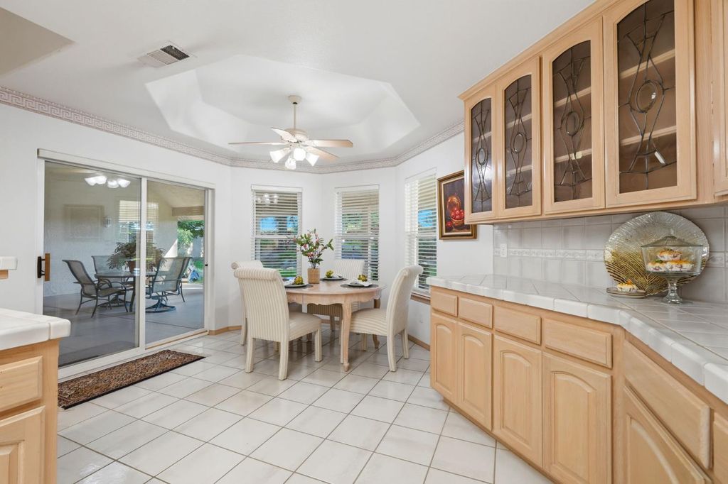 Image 32 of property listing at 3403 E Vassar Court, Visalia, CA 93292