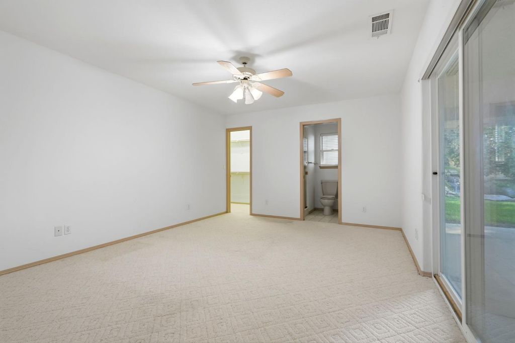 Image 42 of property listing at 3403 E Vassar Court, Visalia, CA 93292