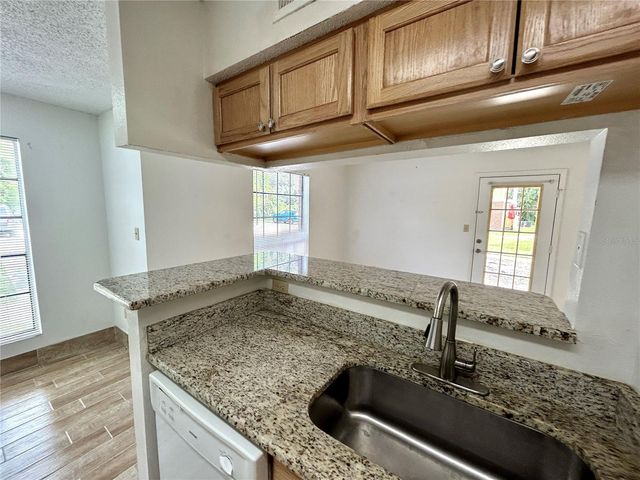 8758 MALLARD RESERVE DRIVE 102, Tampa, FL 33614