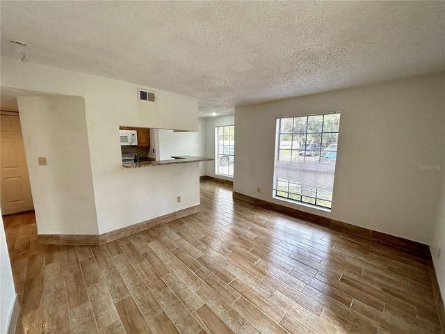 8758 MALLARD RESERVE DRIVE 102, Tampa, FL 33614