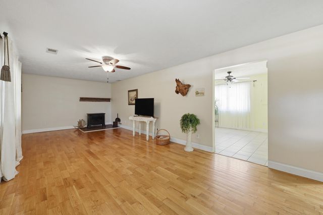 616 Red Lick Road, Berea, KY 40403