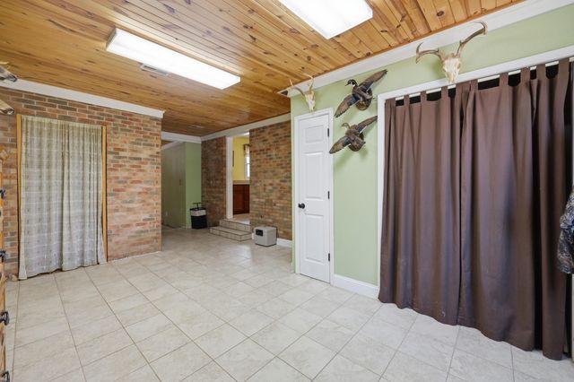 616 Red Lick Road, Berea, KY 40403