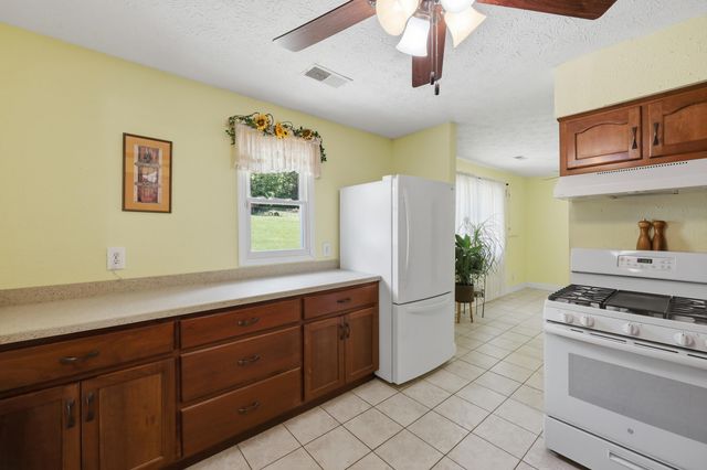 616 Red Lick Road, Berea, KY 40403