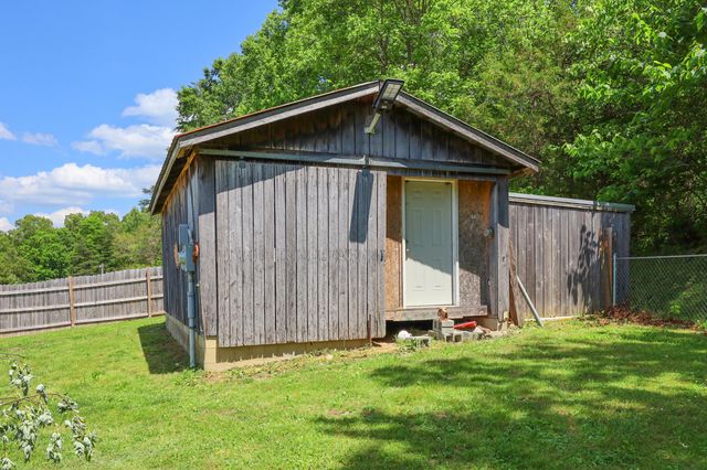 616 Red Lick Road, Berea, KY 40403