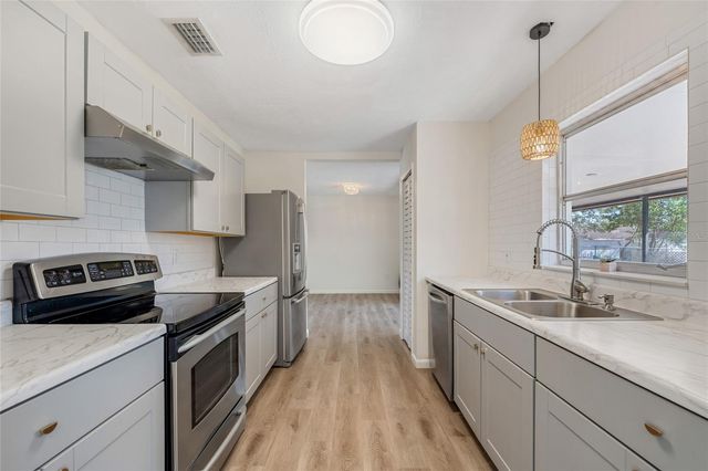 1405 SNOWDEN STREET, Ocoee, FL 34761