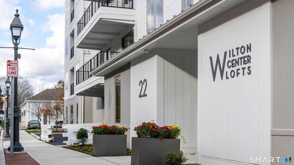 22 Hubbard Road, Wilton, CT 06897