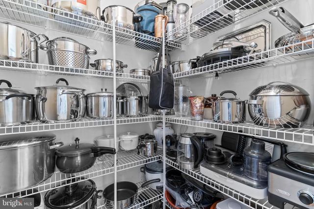 5 CROSS POINT DR, Owings, MD 20736