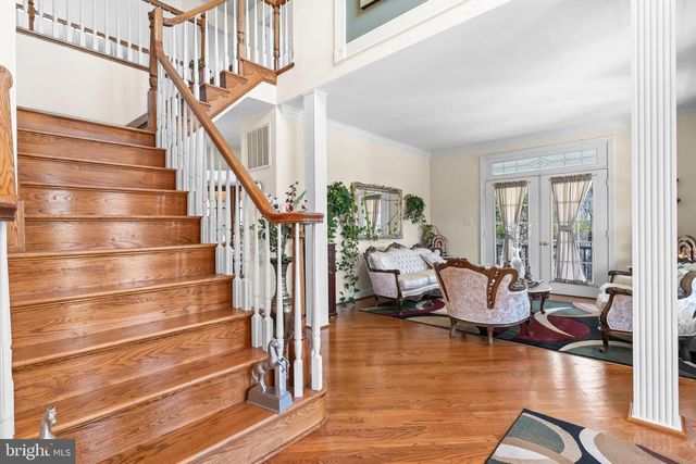 5 CROSS POINT DR, Owings, MD 20736