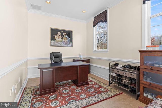 5 CROSS POINT DR, Owings, MD 20736