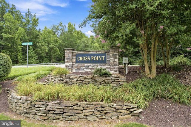 5 CROSS POINT DR, Owings, MD 20736