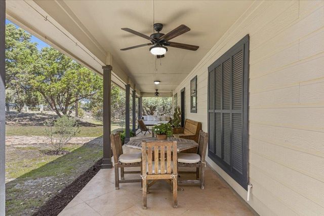 10605 Lake Beach DR, Dripping Springs, TX 78620