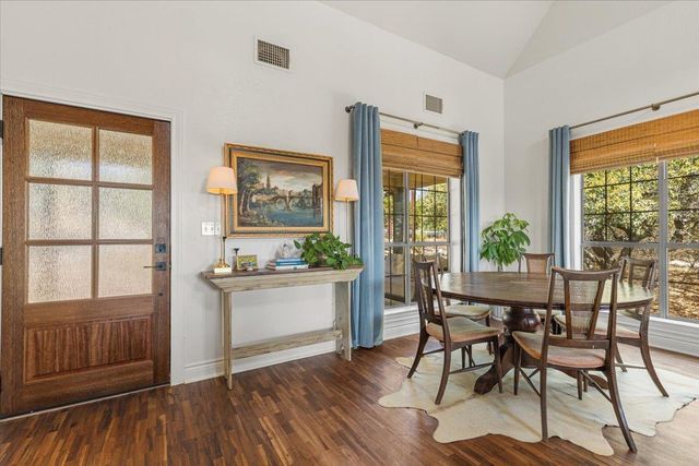 10605 Lake Beach DR, Dripping Springs, TX 78620