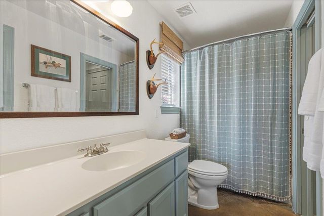 10605 Lake Beach DR, Dripping Springs, TX 78620