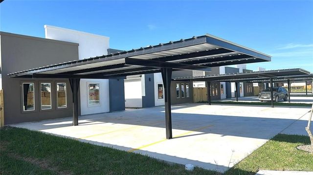 2308 S Hillside Avenue, Edinburg, TX 78542