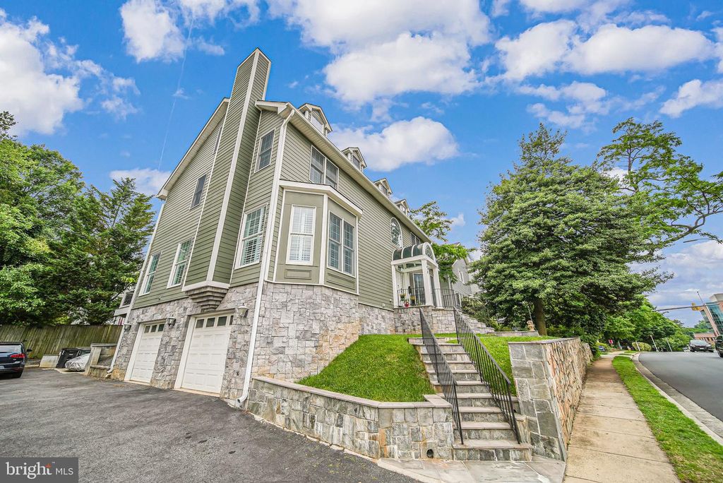 1620 N GEORGE MASON DR, Arlington, VA 22205