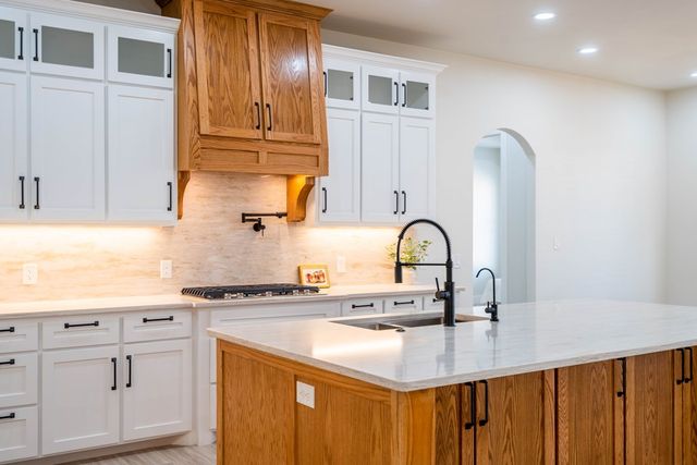 5501 County Rd 94, Midland, TX 79706