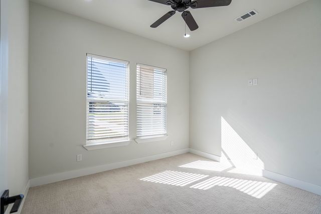 5501 County Rd 94, Midland, TX 79706