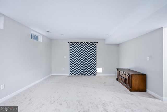 1002 LAKEVIEW PKWY, Locust Grove, VA 22508