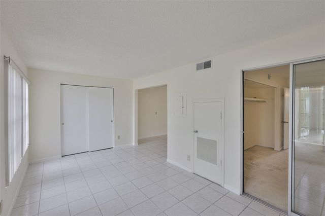 2358 ECUADORIAN WAY 56, Clearwater, FL 33763