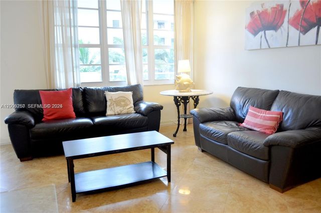 100 Lincoln Rd 534, Miami Beach, FL 33139