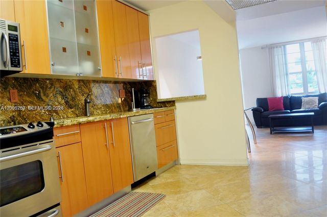 100 Lincoln Rd 534, Miami Beach, FL 33139