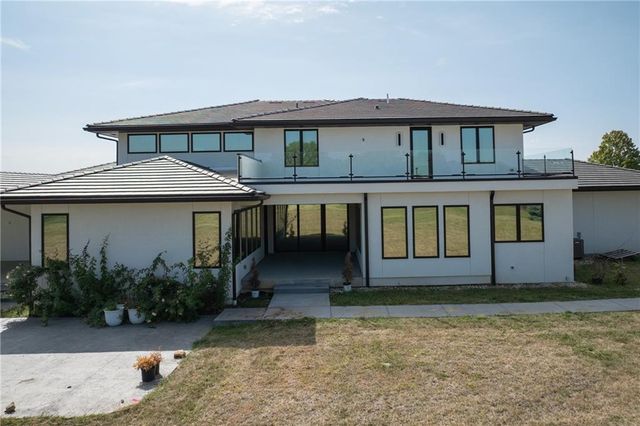 3331 S Saddle Ridge Court, Independence, MO 64057