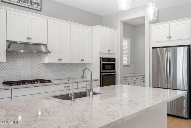 2860 E PINTO Drive, Gilbert, AZ 85296