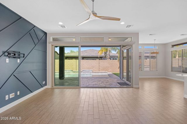 2860 E PINTO Drive, Gilbert, AZ 85296