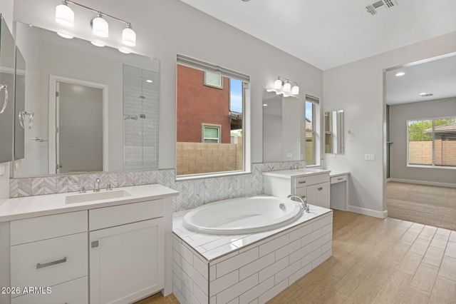 2860 E PINTO Drive, Gilbert, AZ 85296