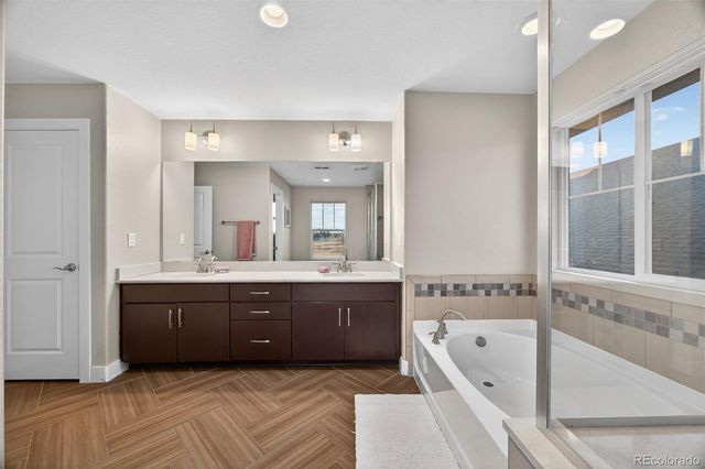 6738 Club Villa Road, Parker, CO 80134