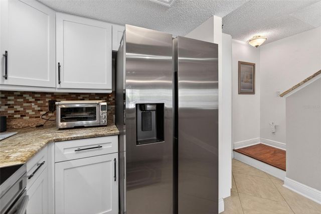 394 MADEIRA CIRCLE, St Petersburg, FL 33715