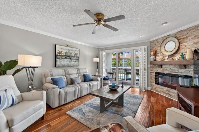 394 MADEIRA CIRCLE, St Petersburg, FL 33715