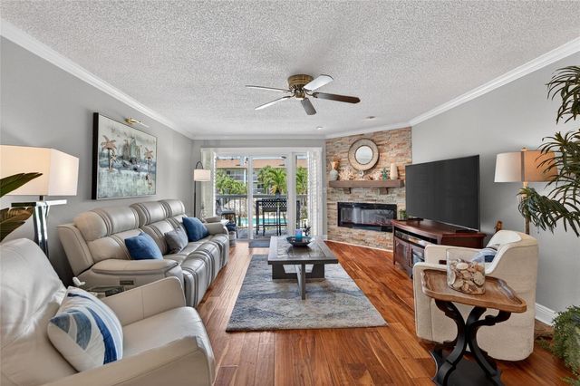 394 MADEIRA CIRCLE, St Petersburg, FL 33715