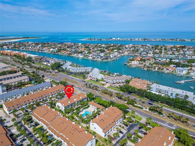 394 MADEIRA CIRCLE, St Petersburg, FL 33715