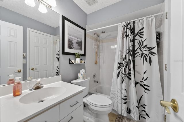 394 MADEIRA CIRCLE, St Petersburg, FL 33715