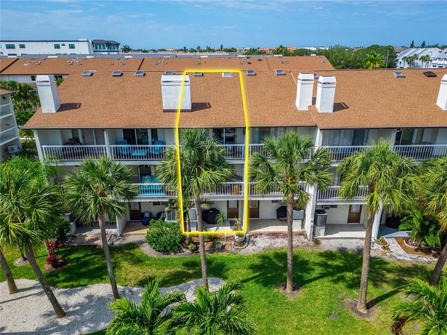 394 MADEIRA CIRCLE, St Petersburg, FL 33715