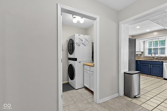 12424 Charing Cross Road, Carmel, IN 46033