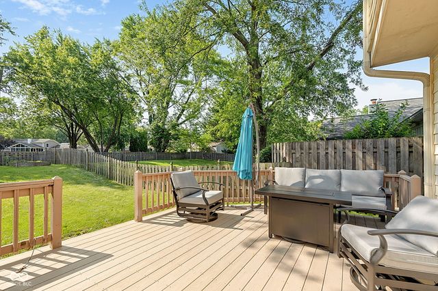 12424 Charing Cross Road, Carmel, IN 46033