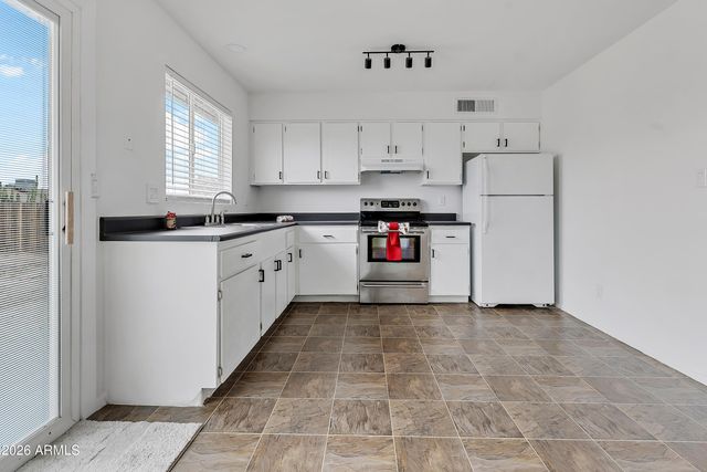 1118 W TULANE Drive, Tempe, AZ 85283