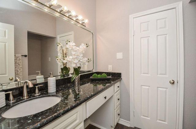 2255 Braeswood Park Drive 195, Houston, TX 77030
