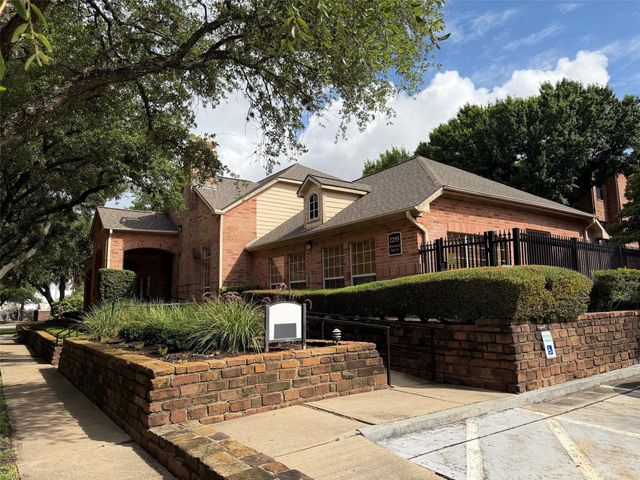 2255 Braeswood Park Drive 195, Houston, TX 77030