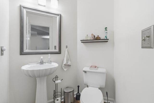 956 Deer Crossing Way, Lexington, KY 40509