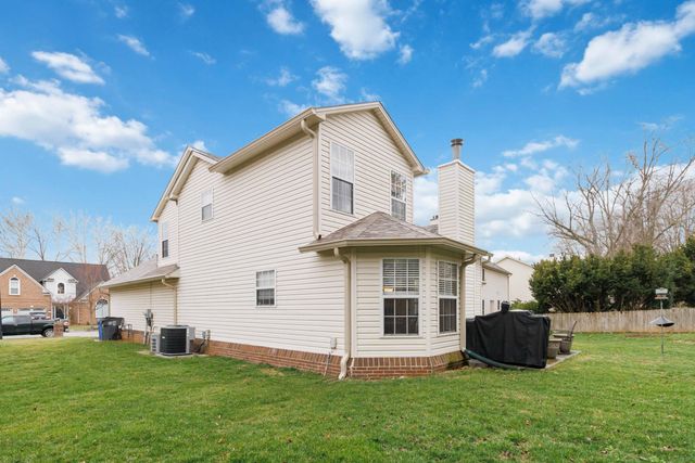 956 Deer Crossing Way, Lexington, KY 40509