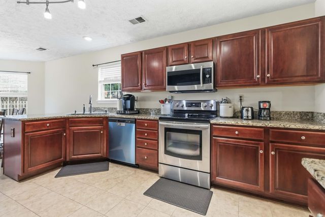 956 Deer Crossing Way, Lexington, KY 40509