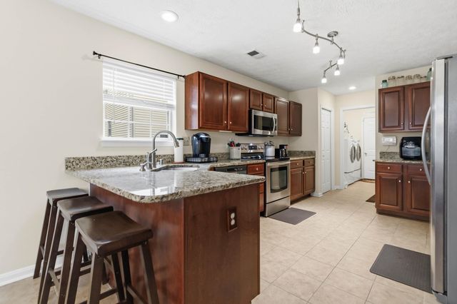 956 Deer Crossing Way, Lexington, KY 40509