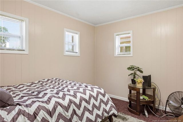 409 N 4th Street, Saint Pauls, NC 28384