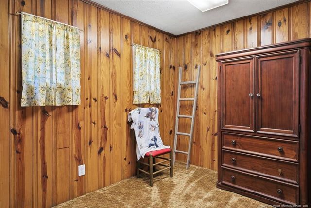 409 N 4th Street, Saint Pauls, NC 28384