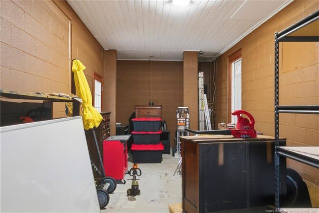 409 N 4th Street, Saint Pauls, NC 28384