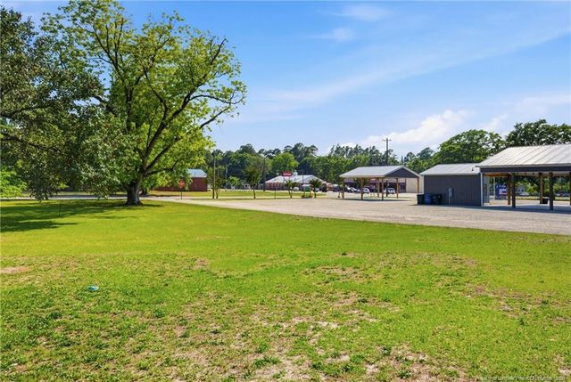 409 N 4th Street, Saint Pauls, NC 28384