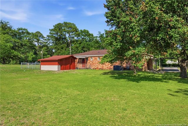 409 N 4th Street, Saint Pauls, NC 28384